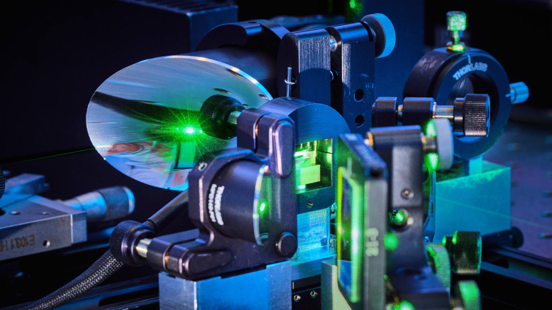 Optical components in a non-linear interferometer.